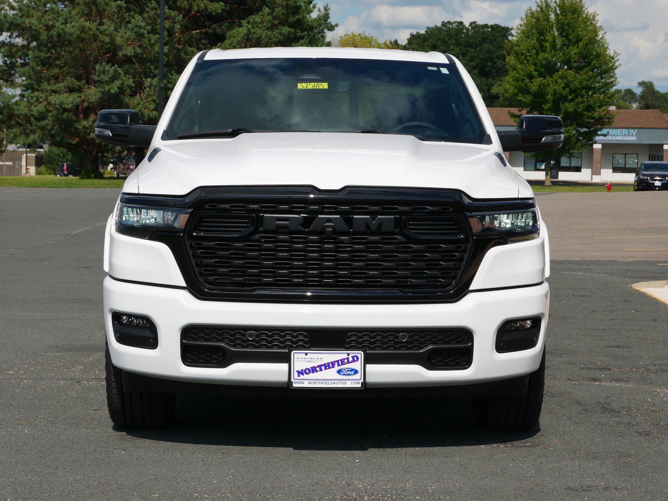 2025 Ram 1500 Big Horn photo 3