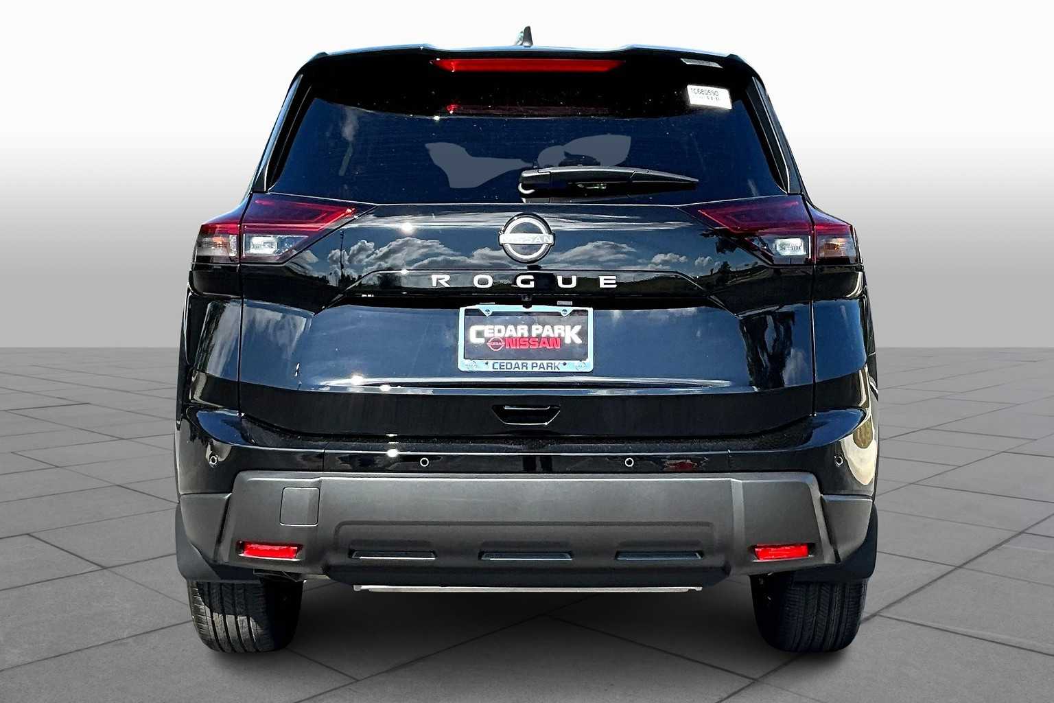 2026 Nissan Rogue S photo 3