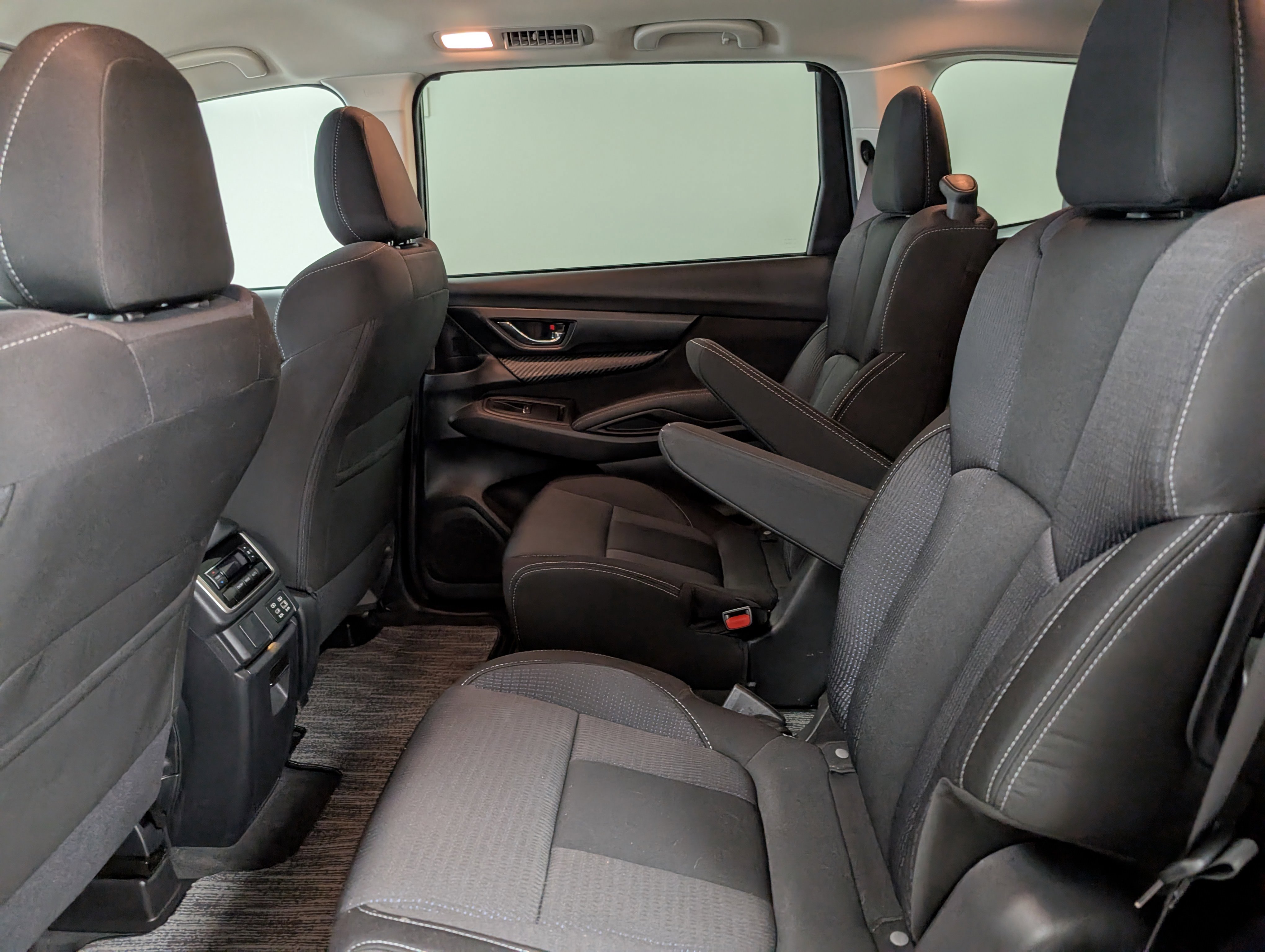 2024 Subaru Ascent Premium photo 3
