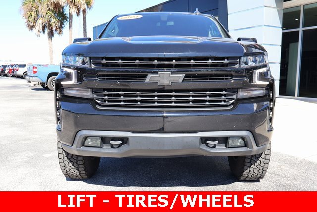 2021 Chevrolet Silverado 1500 RST photo 2