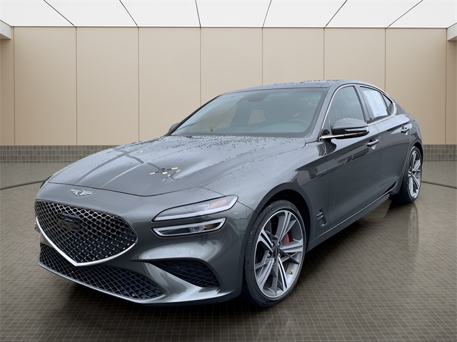 2025 GENESIS G70