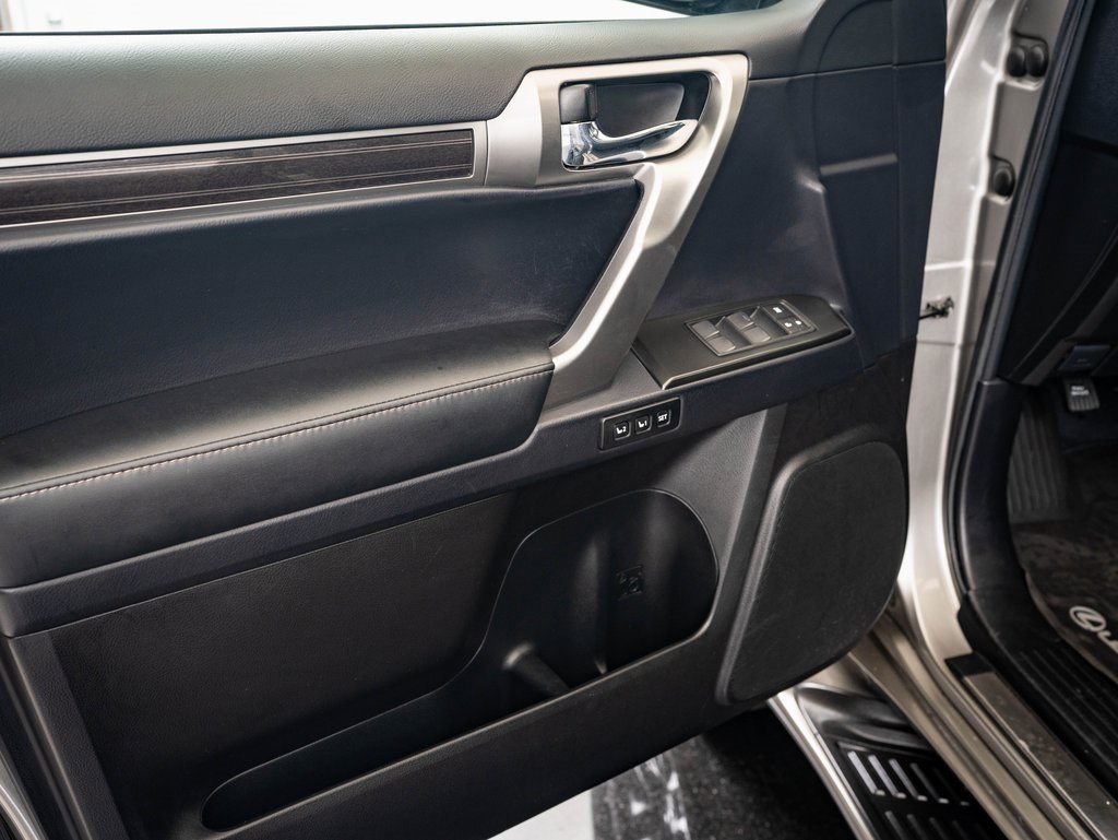 2022 Lexus GX 460 Premium photo 22