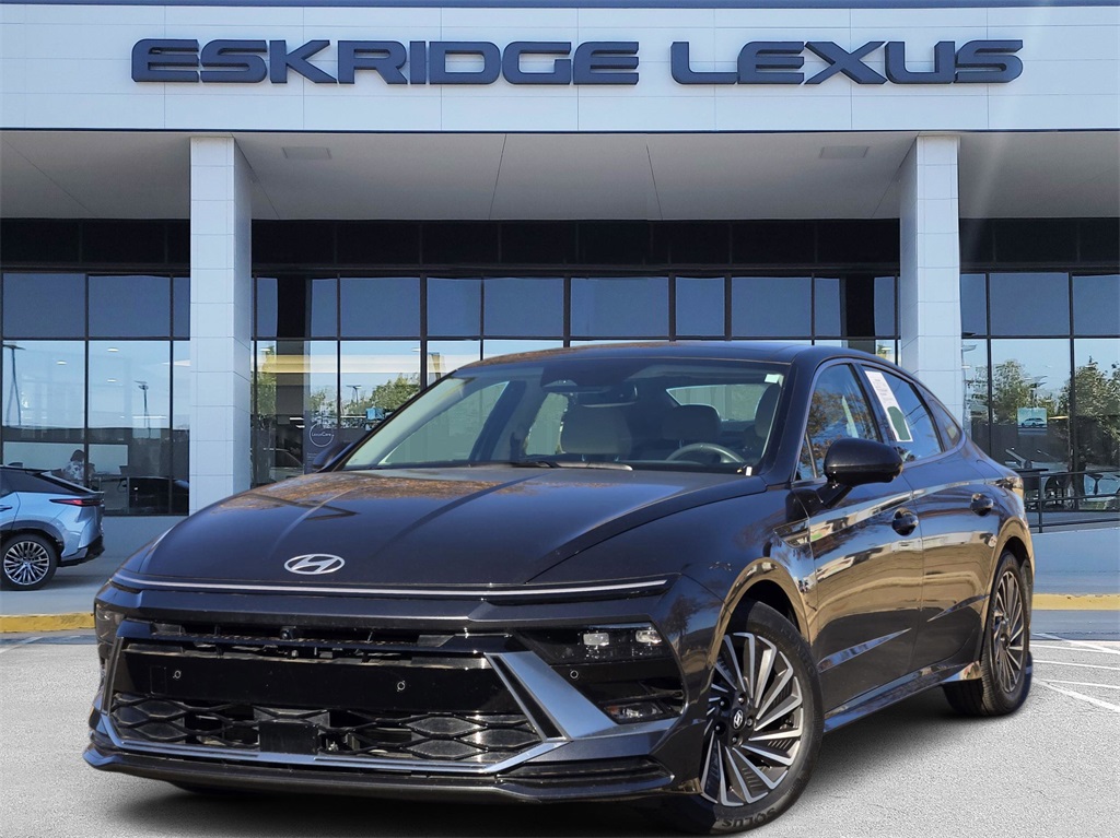 2025 Hyundai Sonata Hybrid Limited's photo