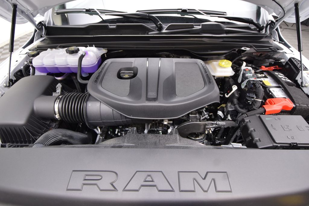 2025 Ram 1500 Laramie photo 11