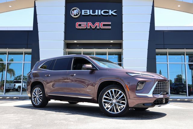 2026 Buick Enclave Avenir's photo
