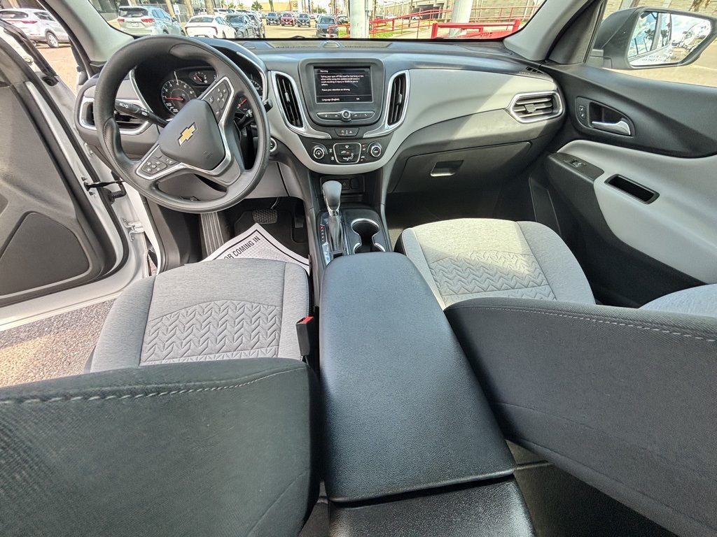 2023 Chevrolet Equinox LS photo 11