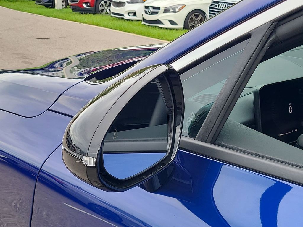 2026 Kia K5 GT-Line photo 12