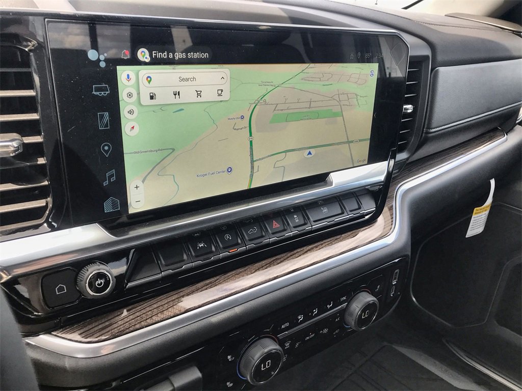 2025 Chevrolet Silverado 1500 LT photo 16