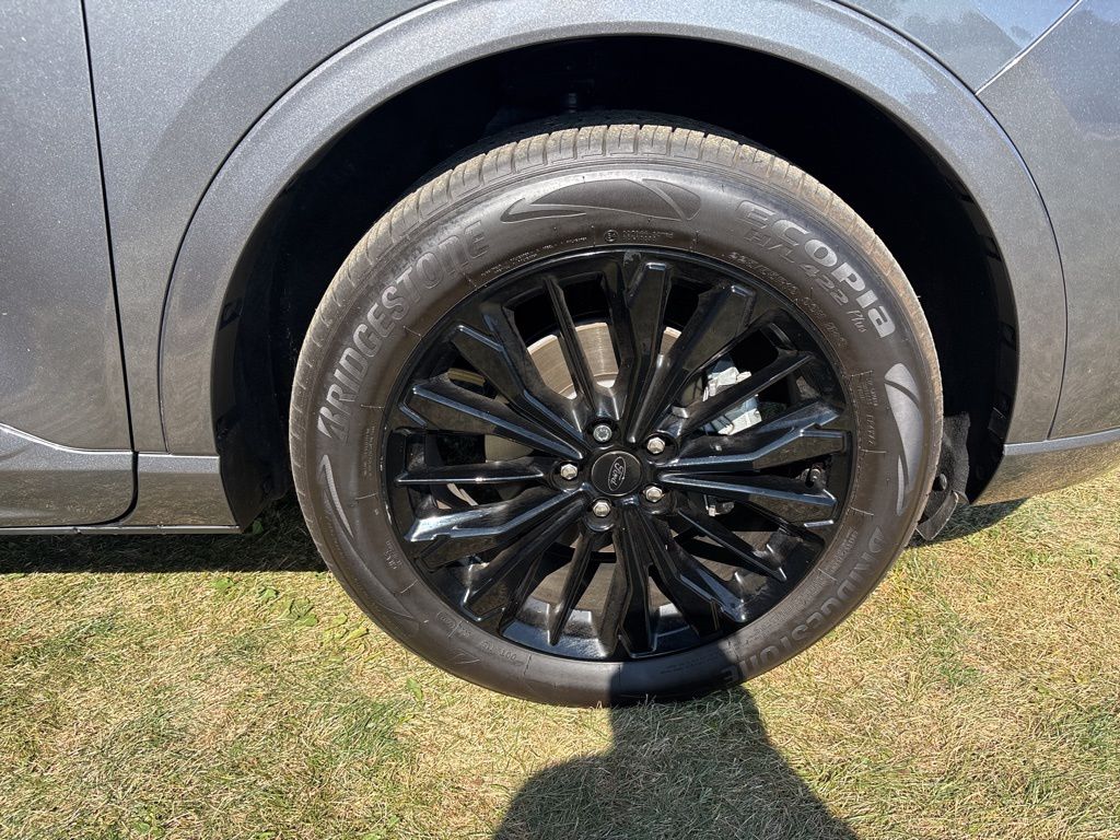 2023 Ford Escape ST-Line Elite photo 12