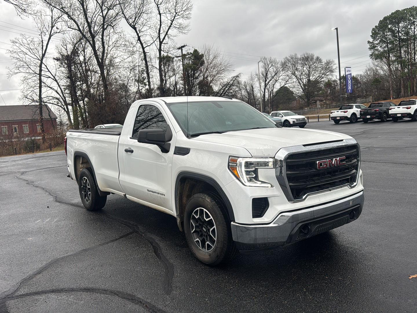2021 GMC Sierra Base's photo