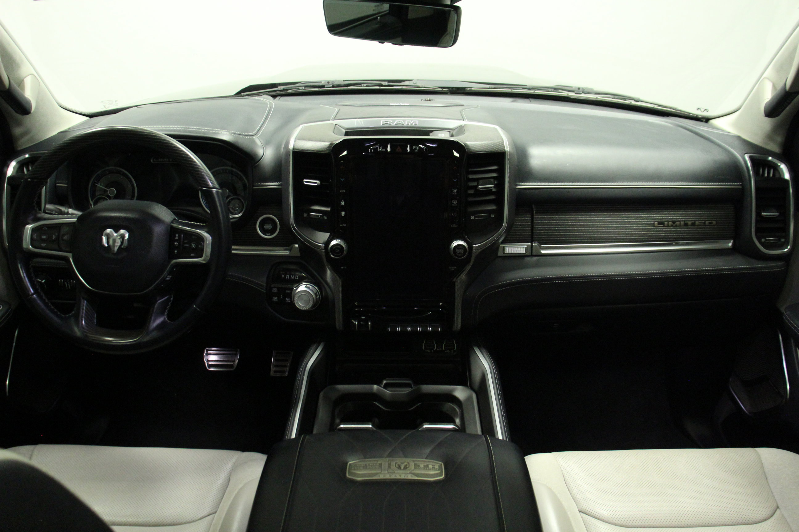 2022 Ram 1500 Limited photo 16