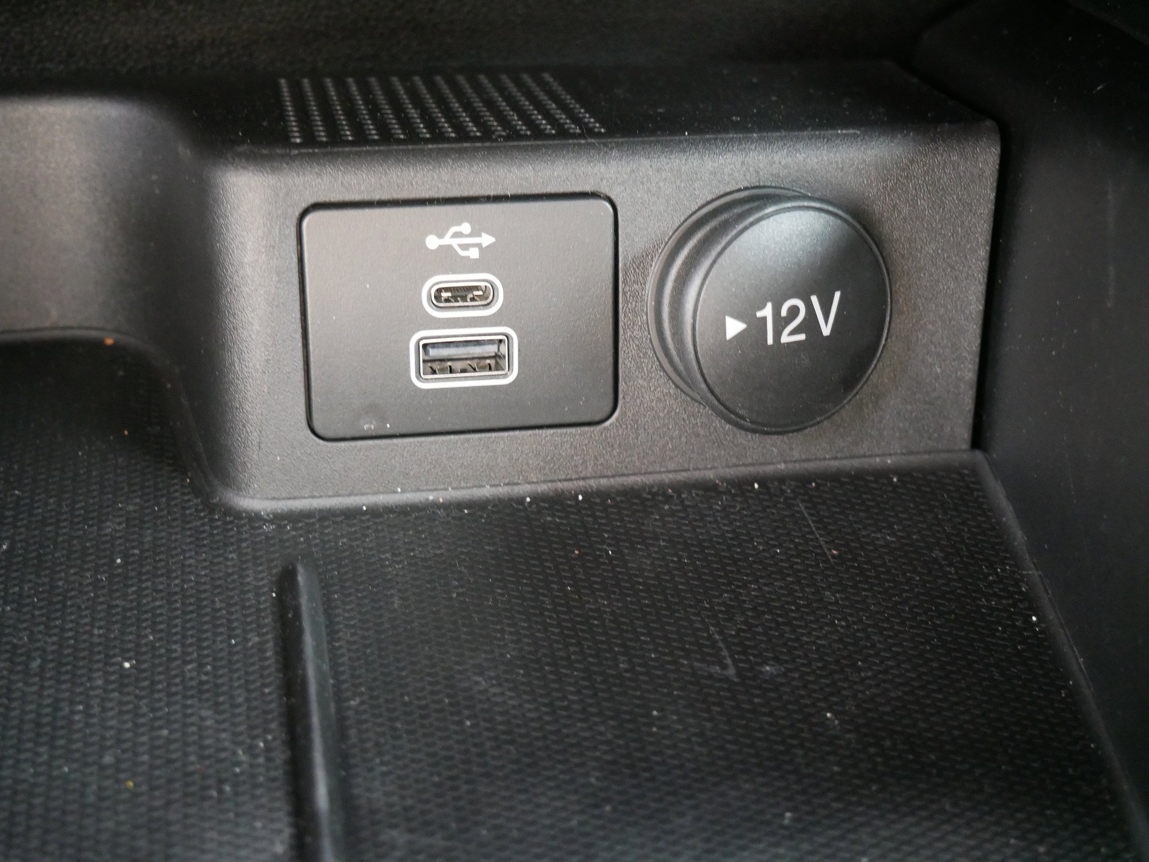 2025 Ford Escape ST-Line Select photo 31