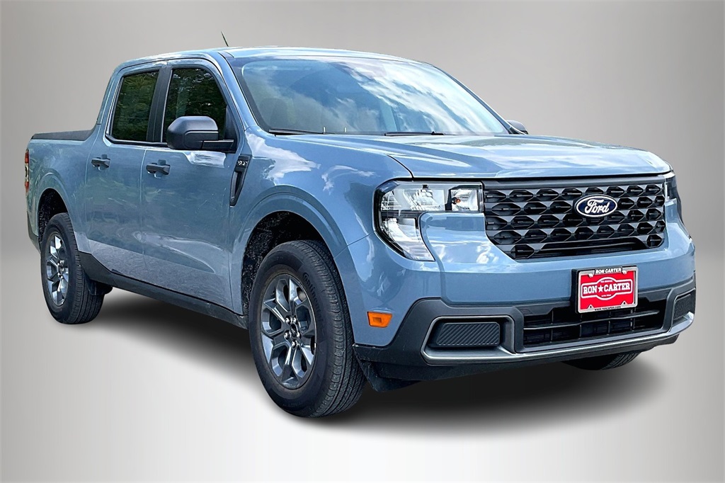 2025 Ford Maverick XLT's photo