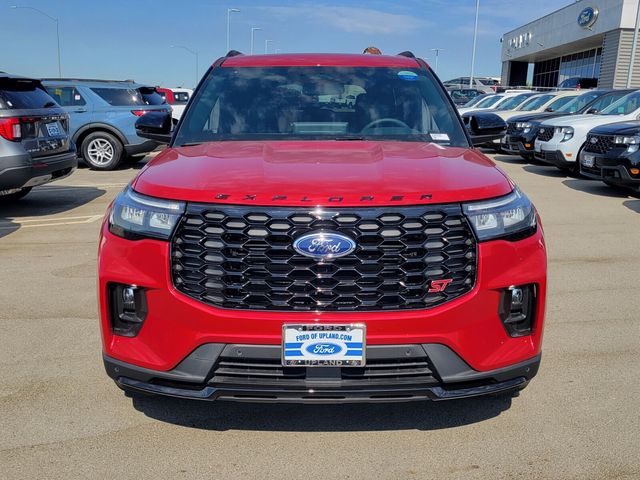 2025 Ford Explorer ST photo 2