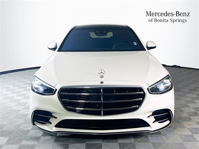2022 Mercedes Benz S 580 4MATIC photo 2