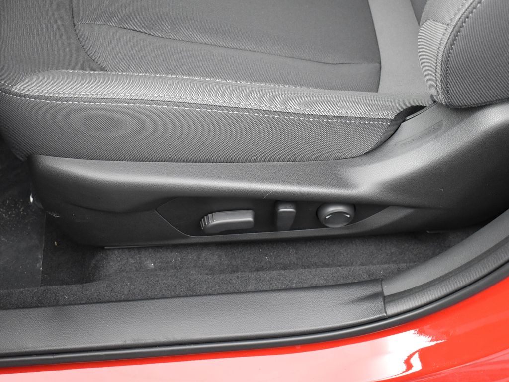 2025 Subaru Crosstrek Premium photo 9