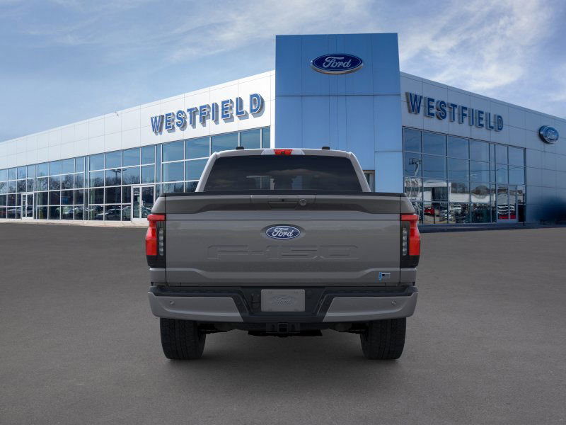 2025 Ford F-150 Lightning photo 5