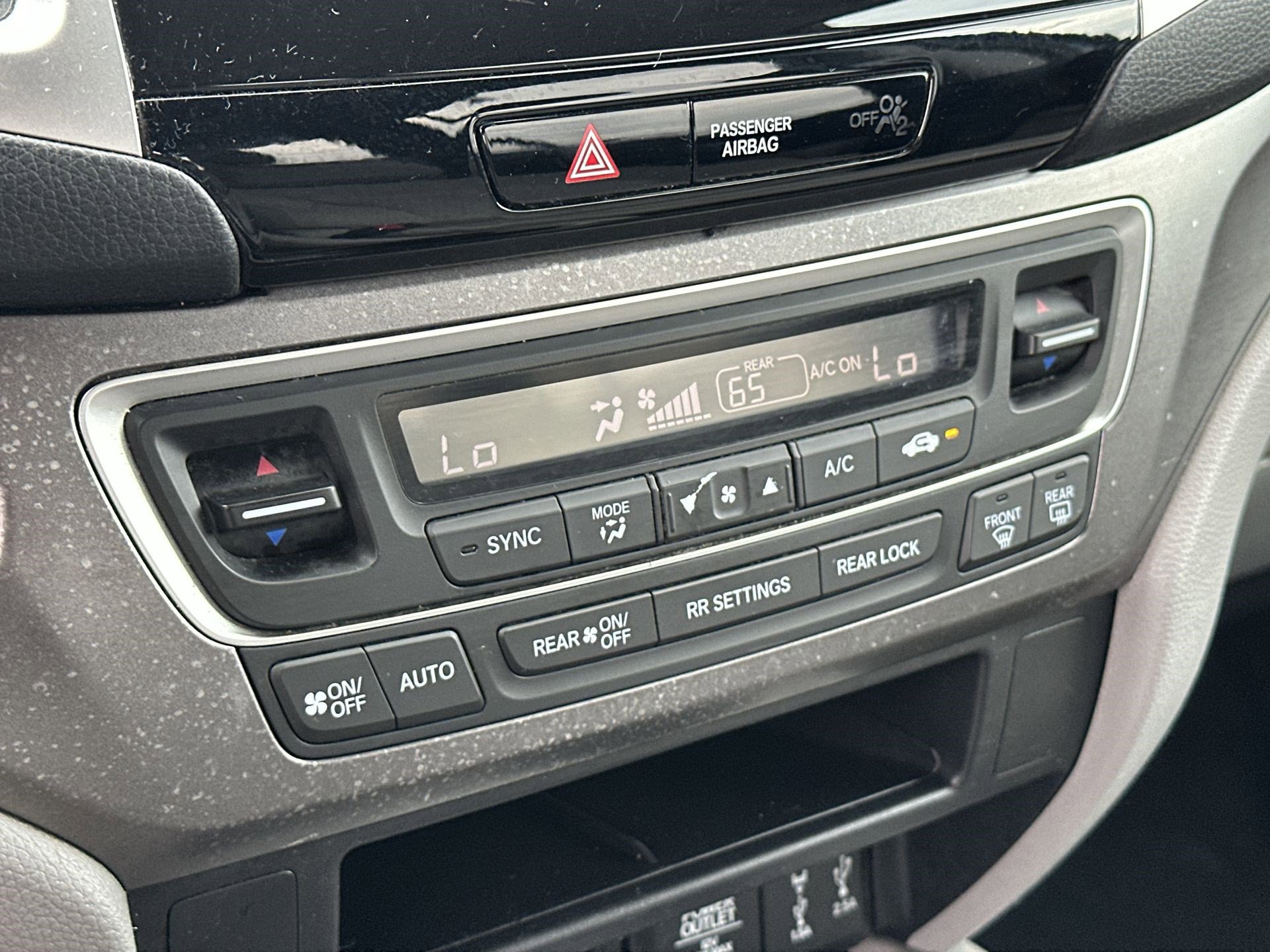 2018 Honda Pilot EX photo 17