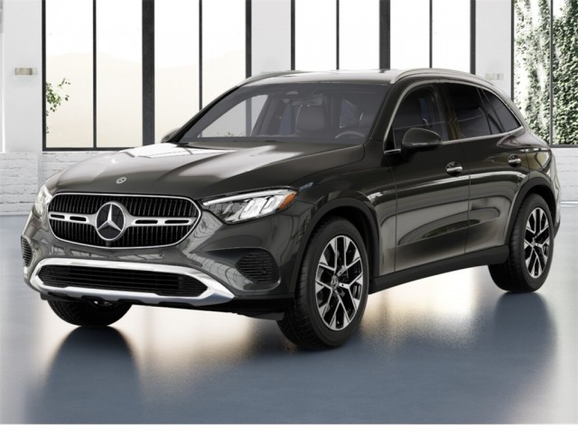 2025 Mercedes-Benz GLC