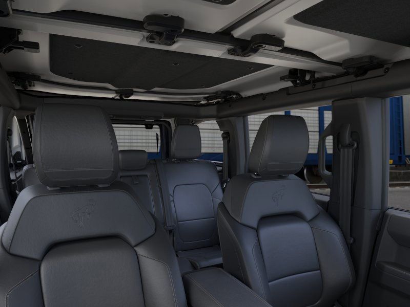 2025 Ford Bronco Badlands photo 11