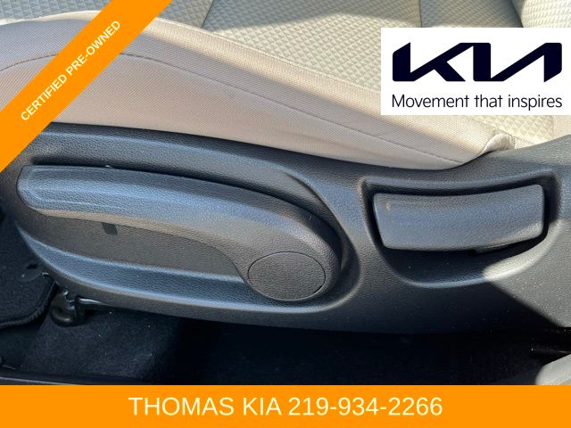 2022 Kia Soul LX photo 14