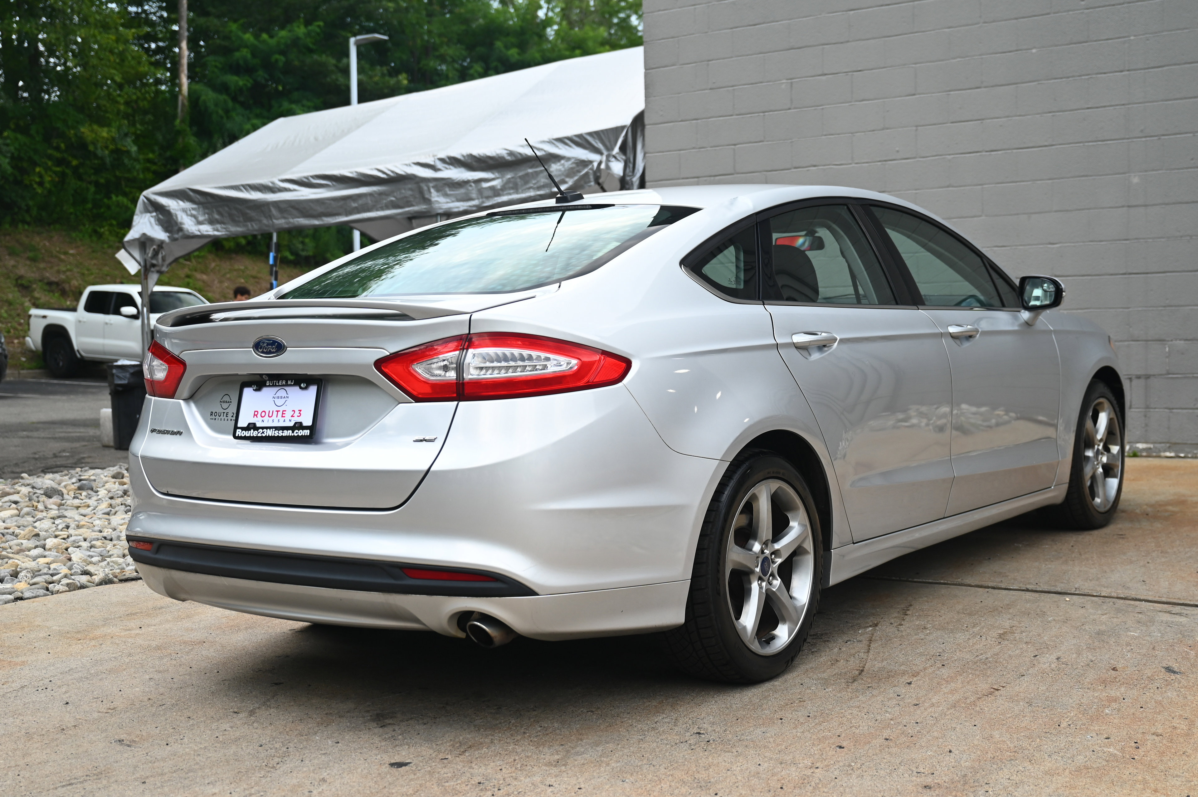 2014 Ford Fusion SE photo 5
