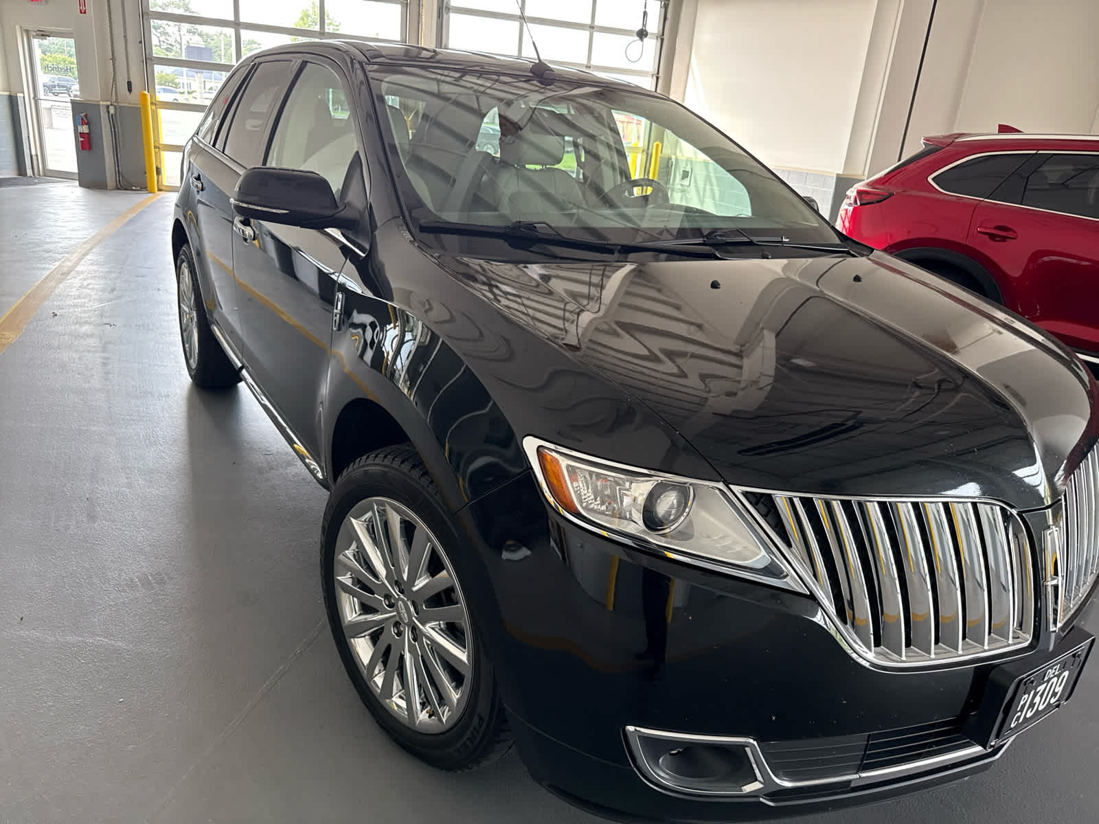 2015 Lincoln MKX photo 2