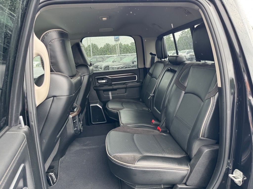 2024 Ram 3500 Laramie photo 10