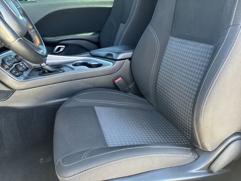 2020 Dodge Challenger SXT photo 14