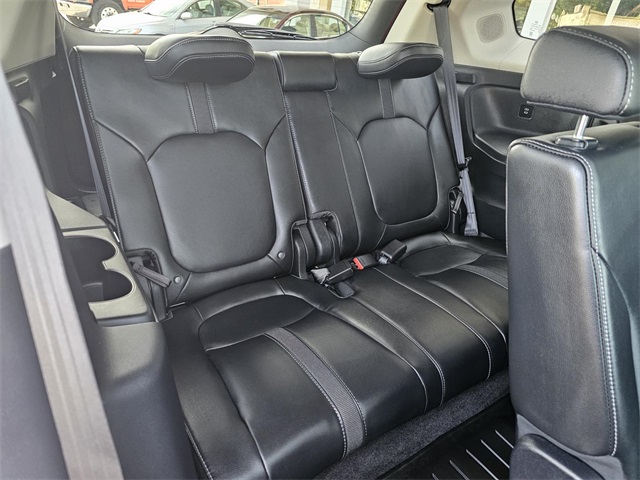 2025 Honda Pilot Touring photo 9