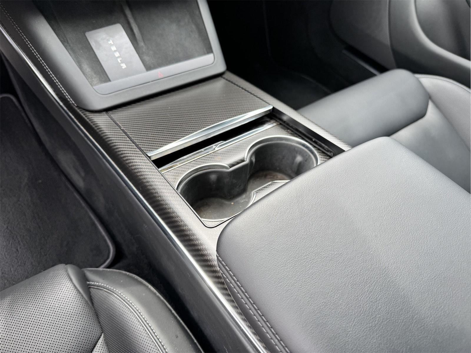 2022 Tesla Model S Plaid photo 34
