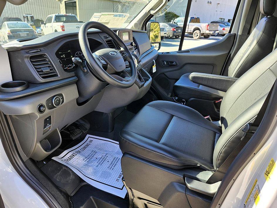 2024 Ford Transit photo 8