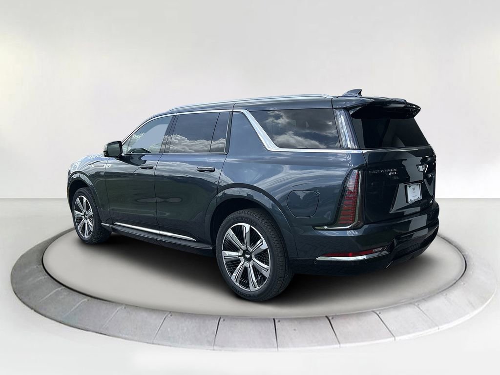 2026 Cadillac Escalade Luxury photo 3