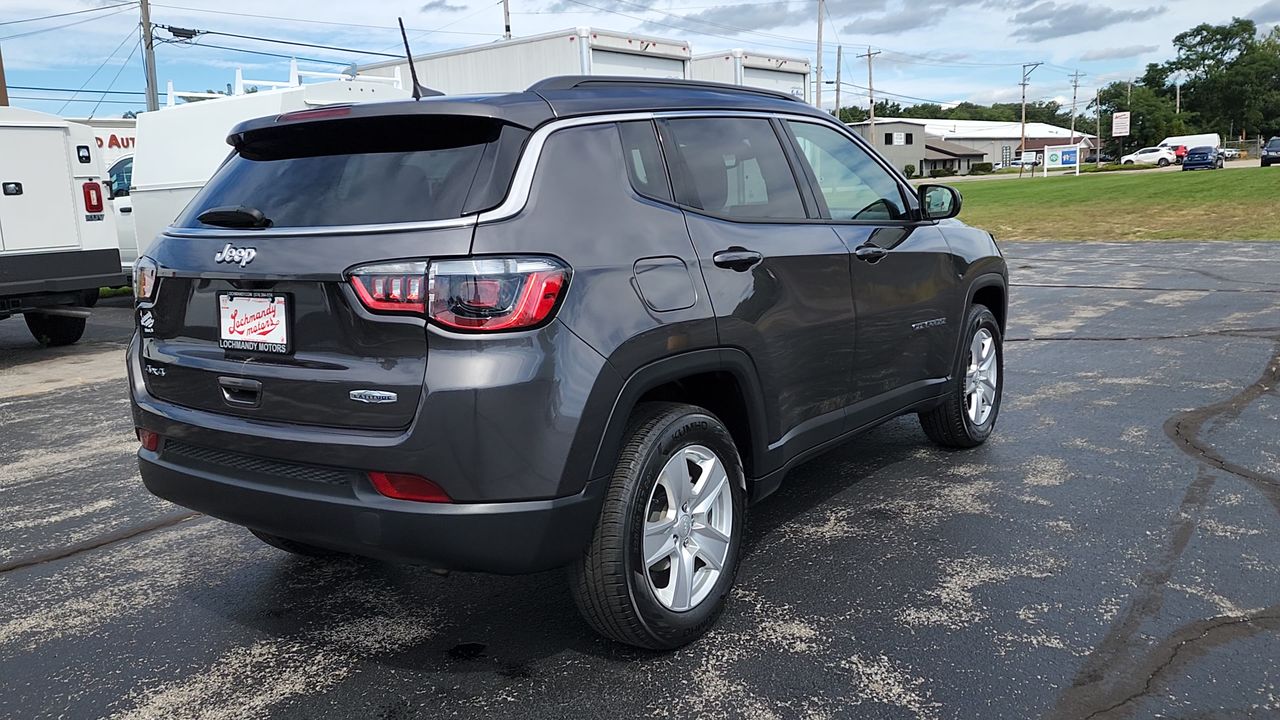 2022 Jeep Compass Latitude photo 5