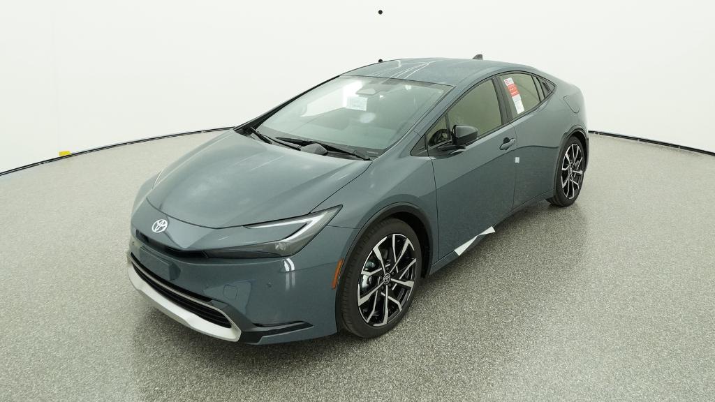 2026 Toyota Prius XSE's photo