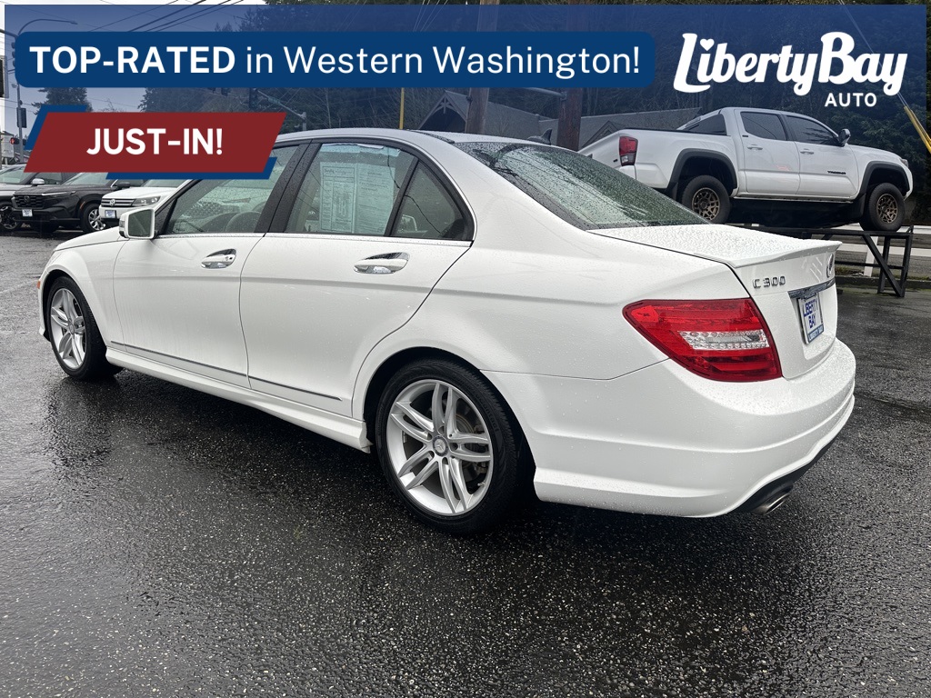 2014 Mercedes Benz C 300 4MATIC photo 4