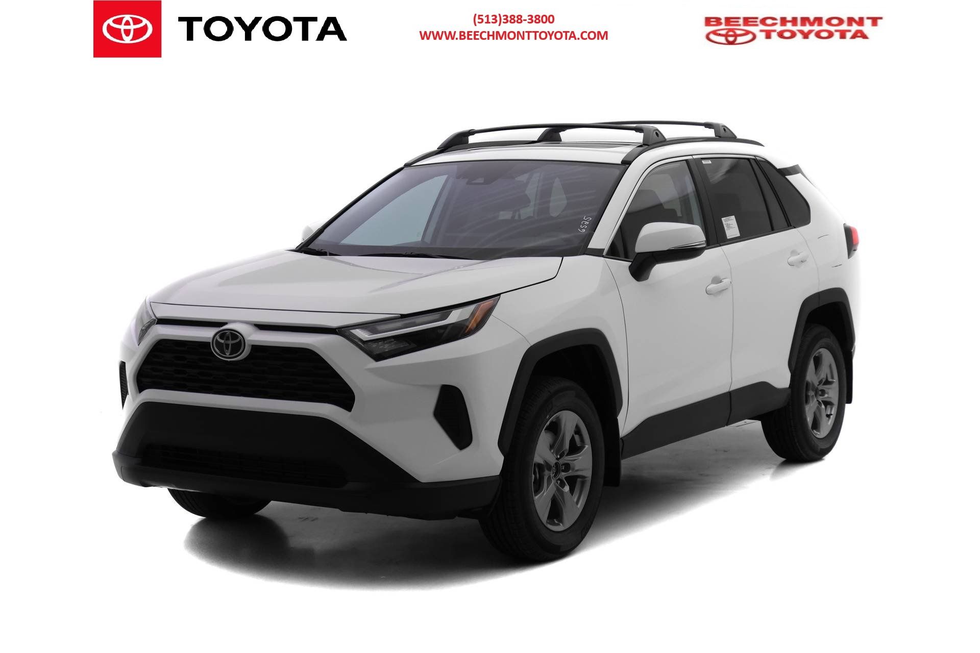 2025 Toyota RAV4 XLE's photo