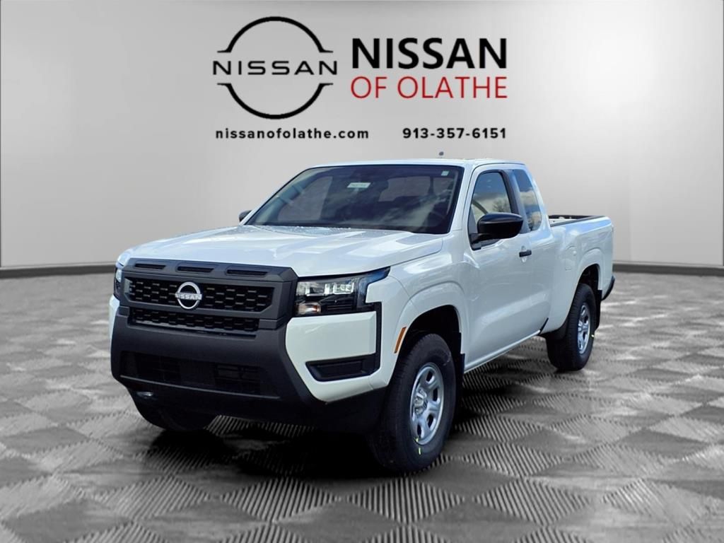 2026 Nissan Frontier S's photo