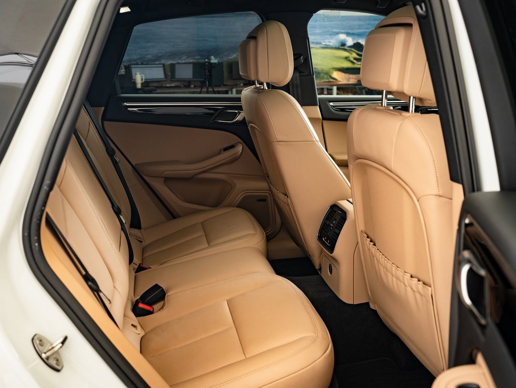 2024 Porsche Macan T photo 31