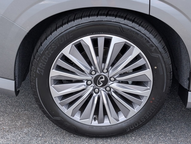 2025 Infiniti QX80 Sensory photo 31