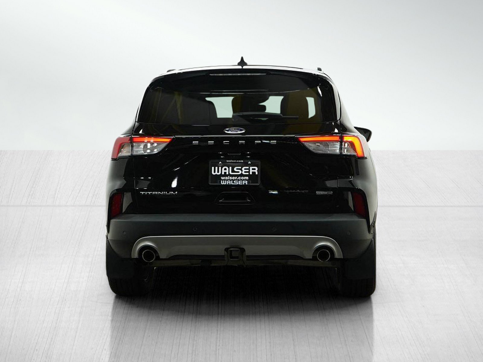 2022 Ford Escape Titanium Hybrid photo 4