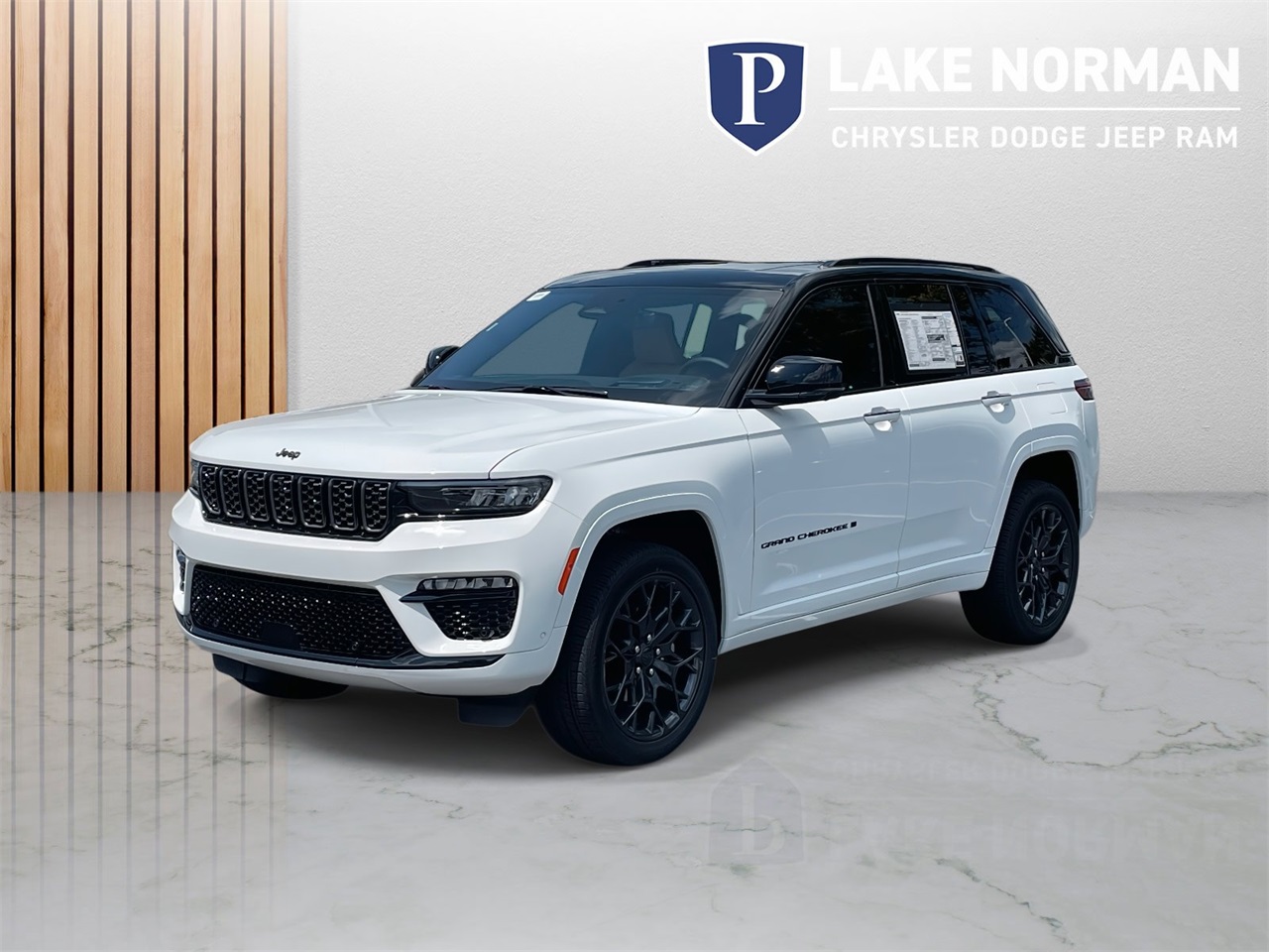 2025 Jeep Grand Cherokee Summit Reserve photo 4