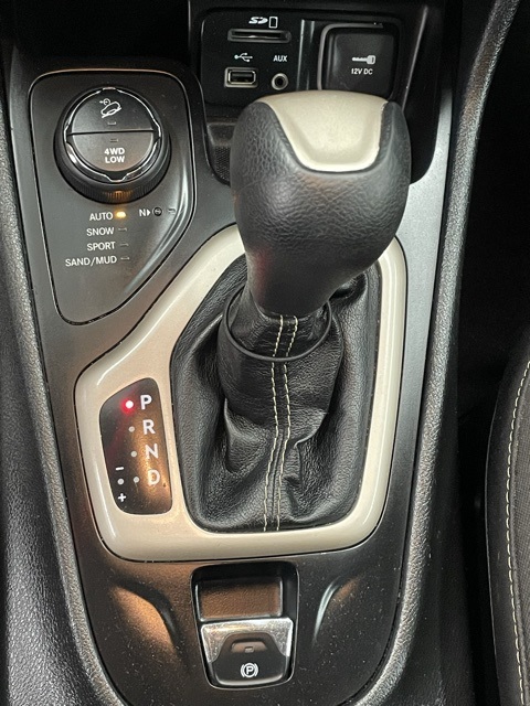 2015 Jeep Cherokee Latitude photo 22