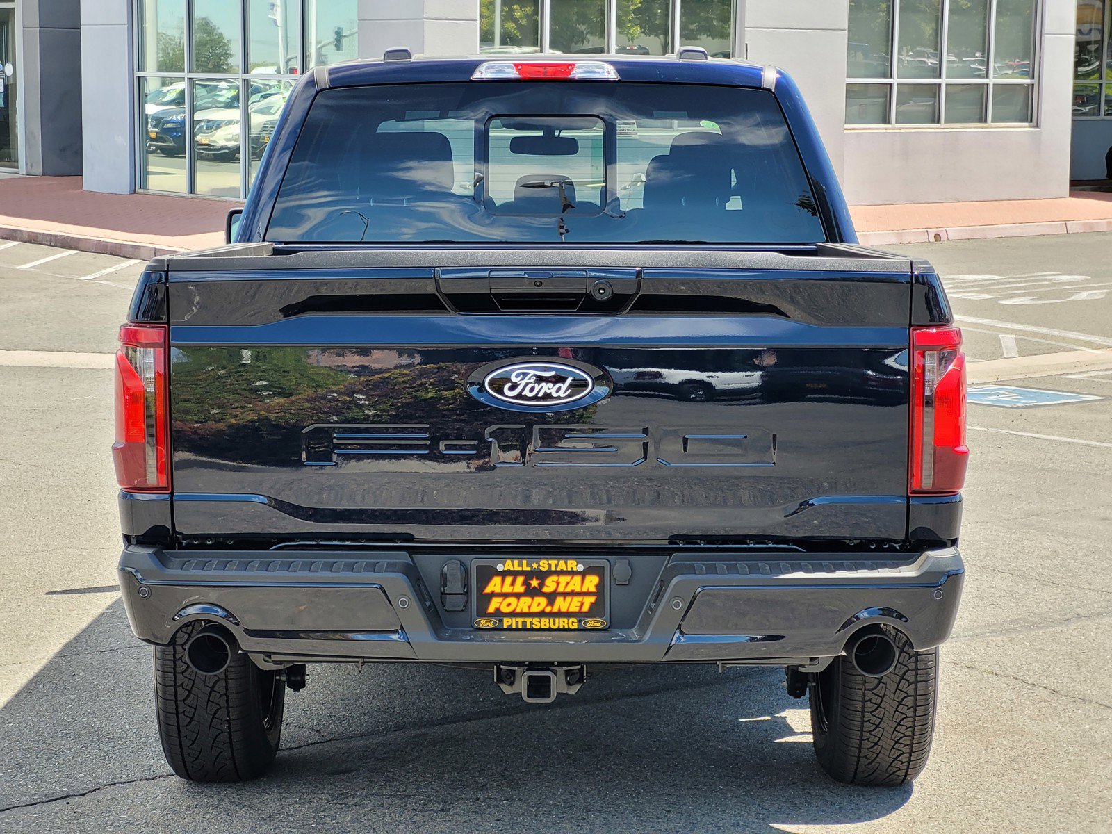 2025 Ford F-150 XLT photo 4