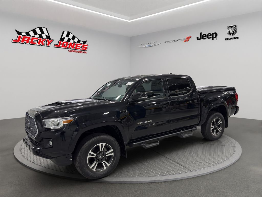 2019 Toyota Tacoma TRD Sport's photo