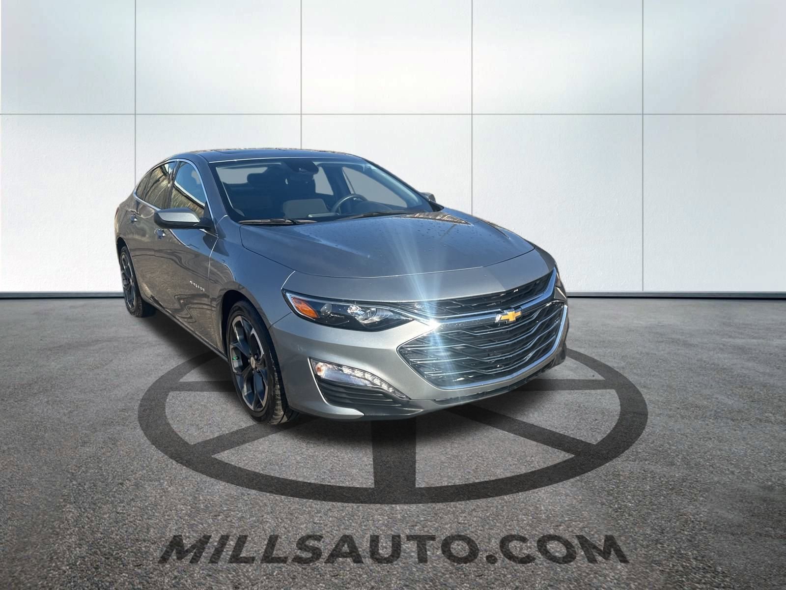 2023 Chevrolet Malibu 1LT photo 3
