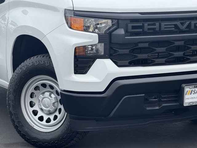2026 Chevrolet Silverado 1500 photo 3