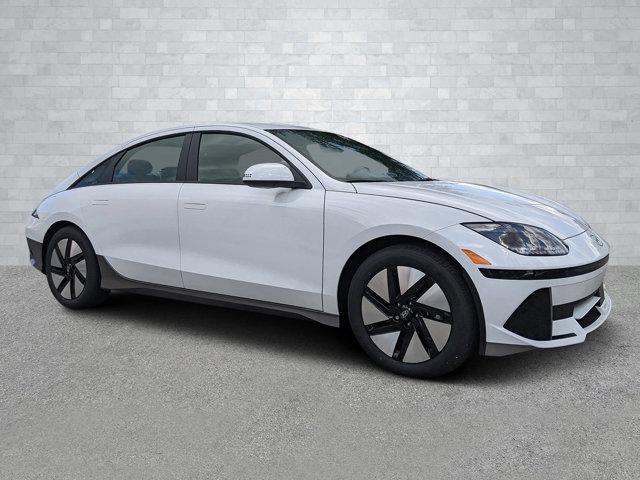 2025 Hyundai IONIQ 6 SE's photo