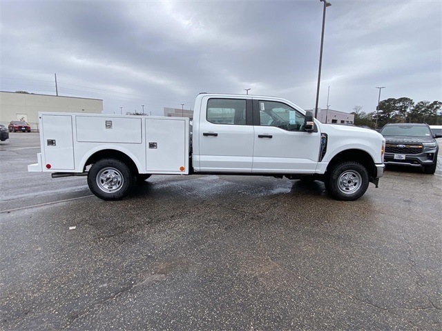 2026 Ford F-250 photo 2