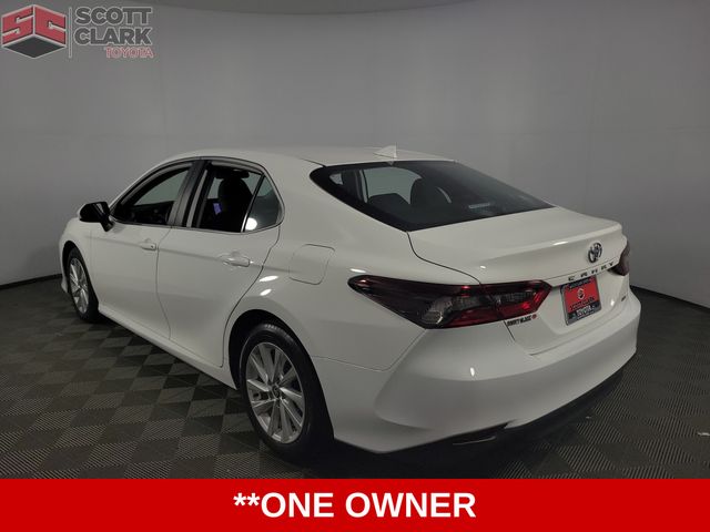 2023 Toyota Camry LE photo 5